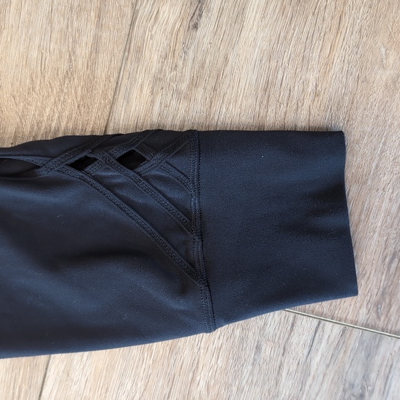 EUC Lululemon black joggers sz 6 - Picture 7 of 8